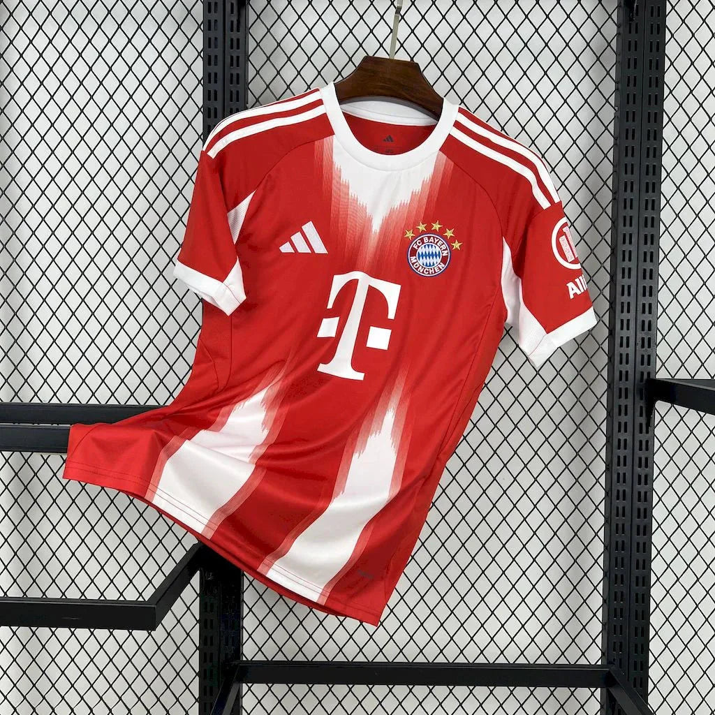 2025/2026 Bayern Munchen Home Football Shirt