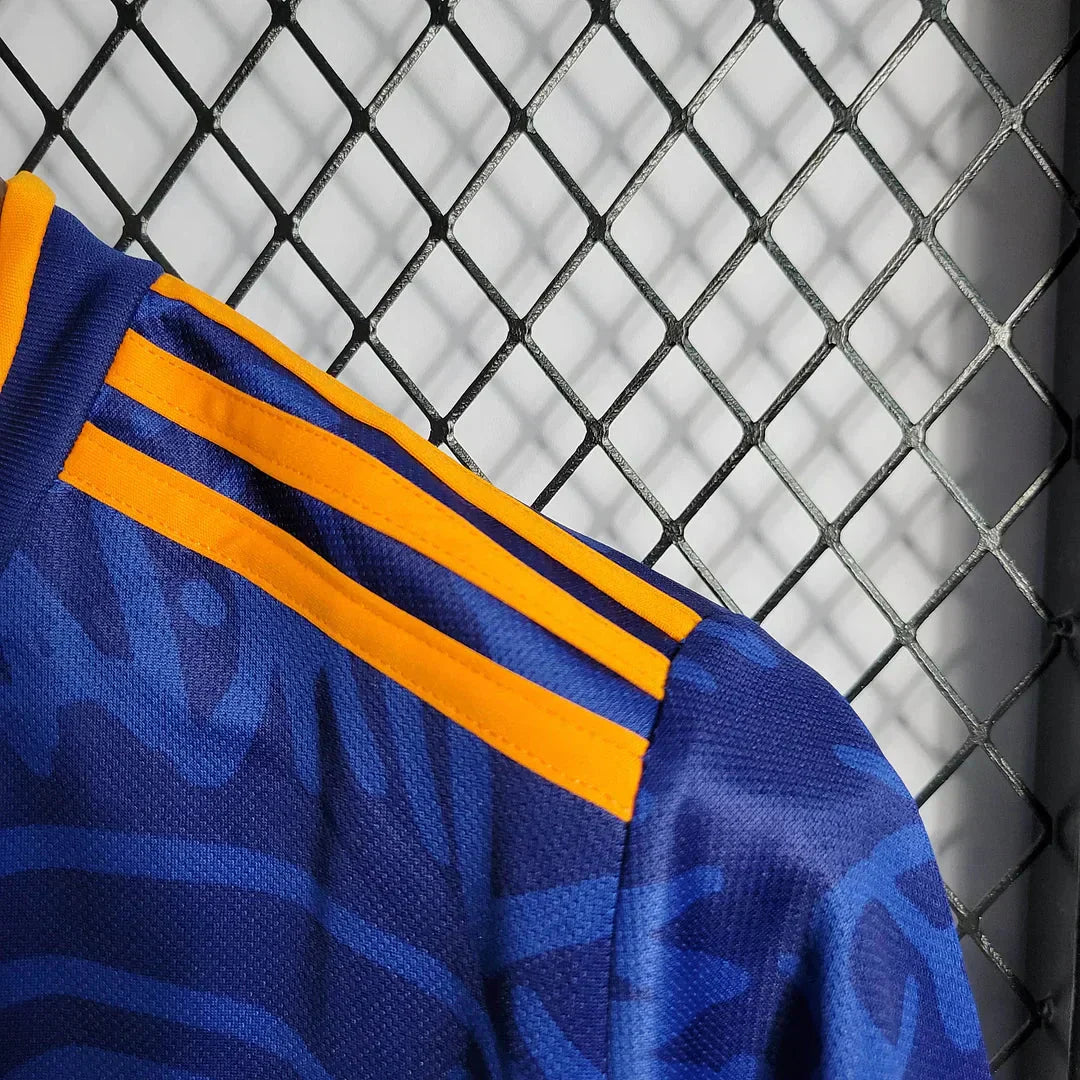 2021/2022 Retro Real Madrid Football Shirt Away