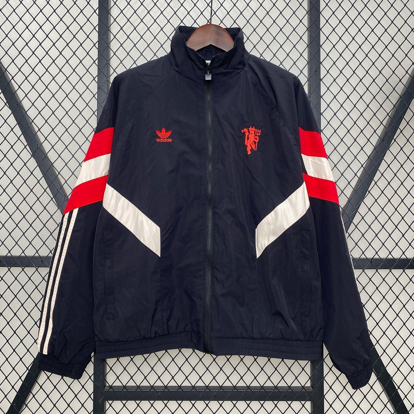 Manchester United 24/25 Third Windbreaker