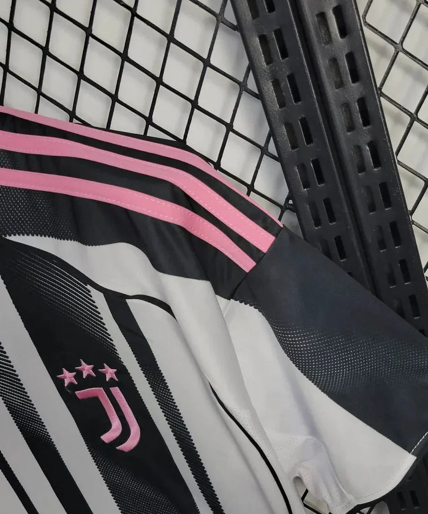 2025/2026 Juventus Home Football Shirt