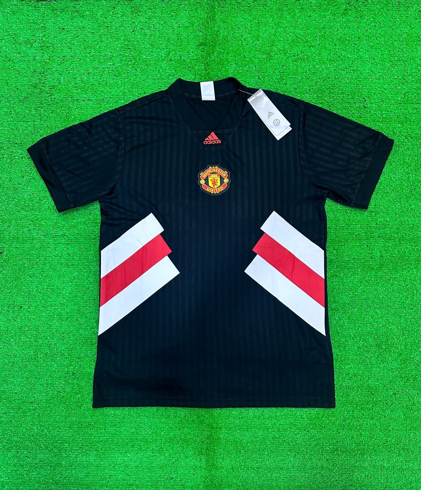 Manchester United Iconic Special Edition Fan Version Football Jersey