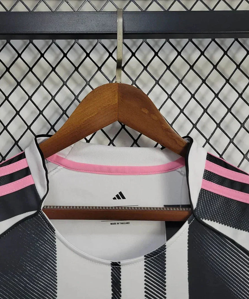 2025/2026 Juventus Home Football Shirt