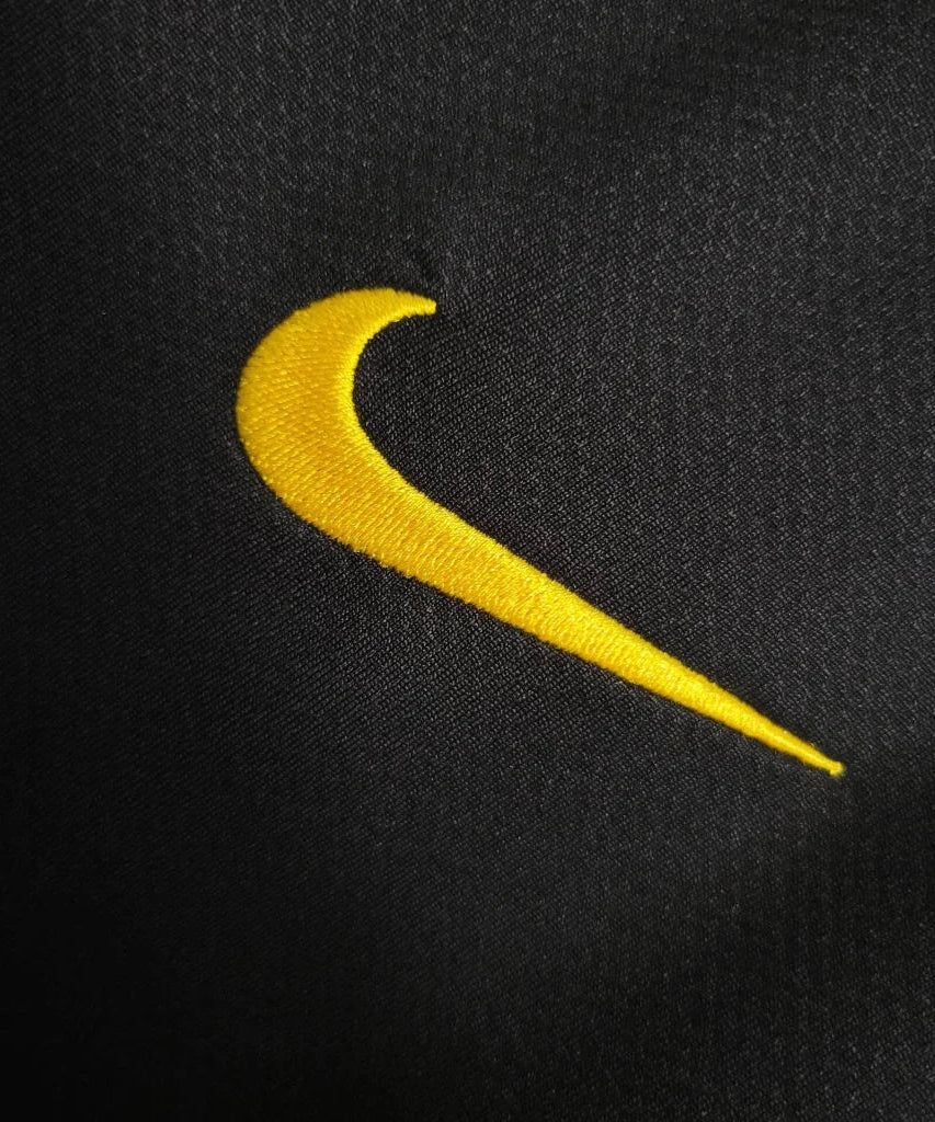 2006 Retro Portugal Away Football Shirt