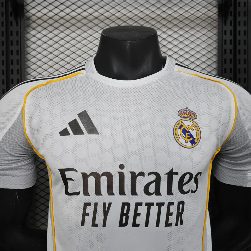 2025/2026 Player Version Real Madrid Home Football Shirt
