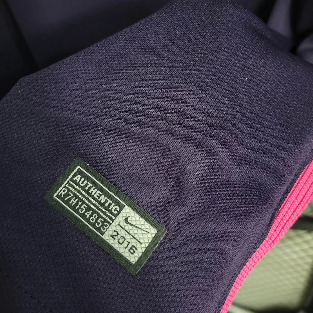 2016/2017 Retro Barcelona Away Football Shirt 1:1 Thai Quality