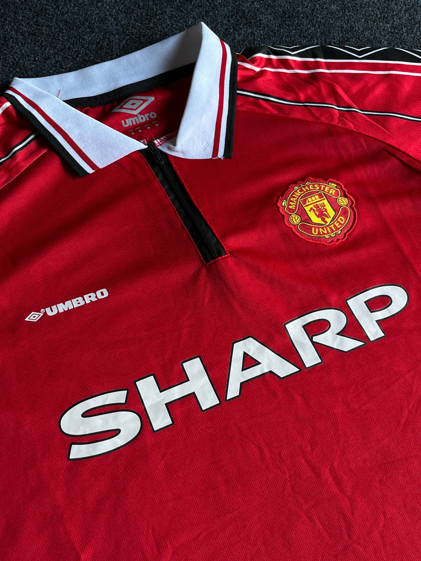 Manchester United 98/99 Home Football Jersey Master Quality