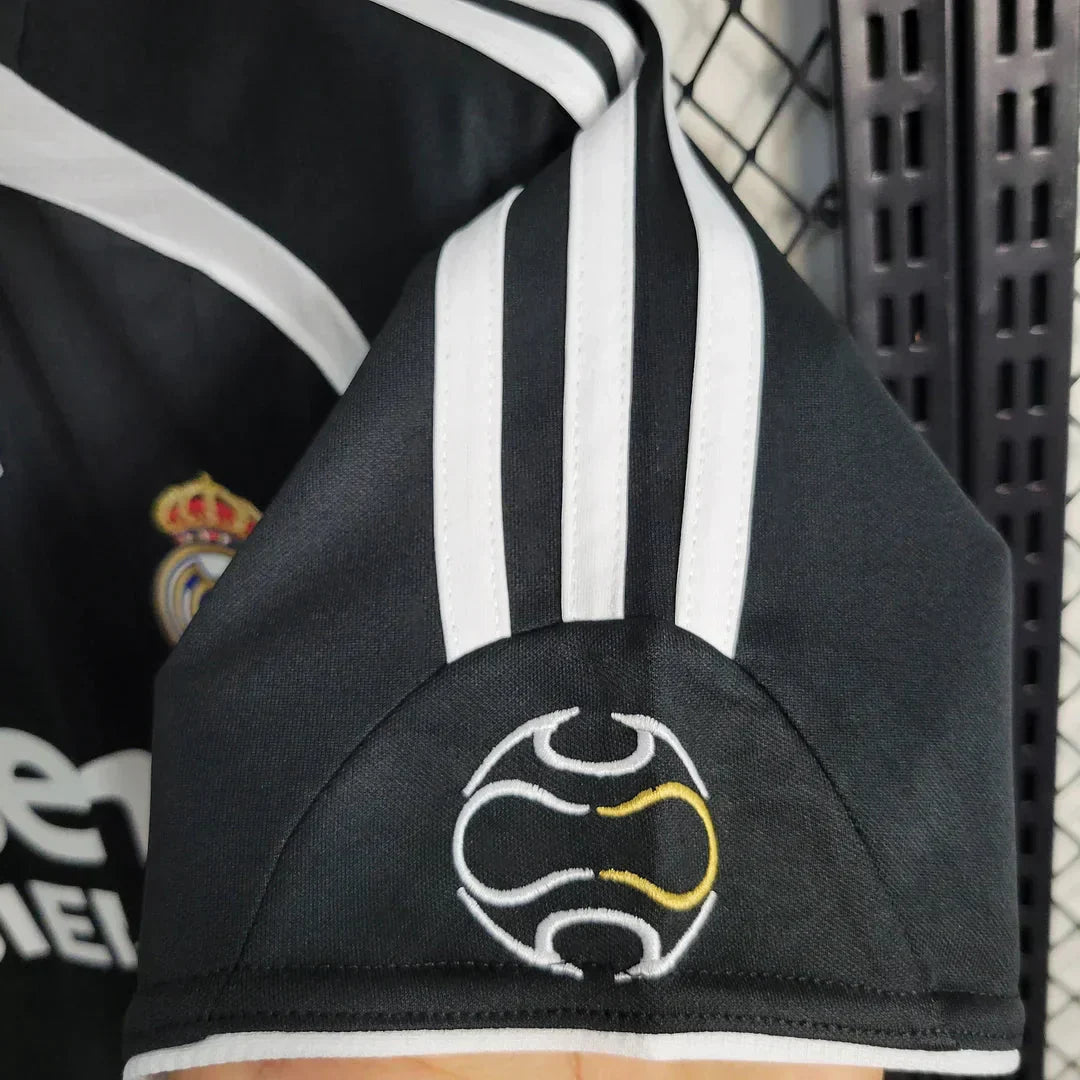 2006/2007 Retro Real Madrid Away